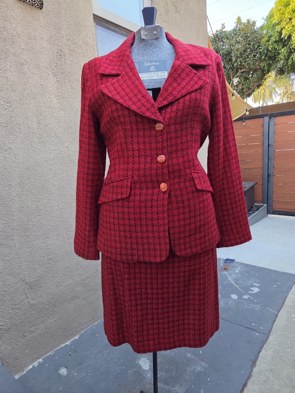 Jane Seymour Sigmature Red Plaid Skirt Suit Two-Piece Set (8)